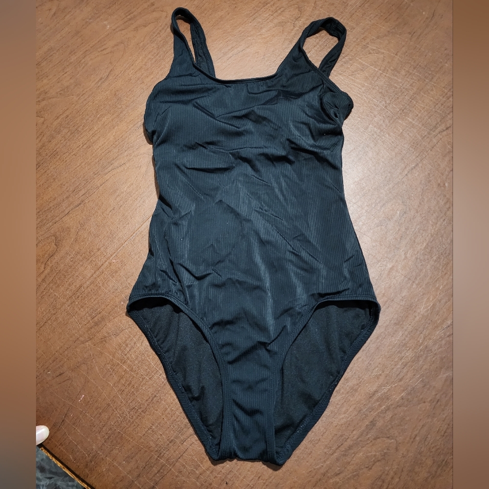Catalina Elegant Black Swimwear